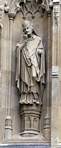 220px-Stephenlangtonstatuecanterburycathedraloutside